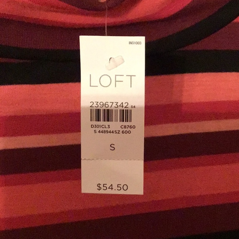 NWT LOFT TURTLENECK TOP SIZE S - Picture 4 of 4